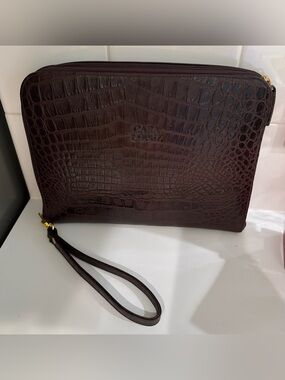 Men's Dark Brown Croc-Embossed Leather Toiletry Bag with Wrist Strap